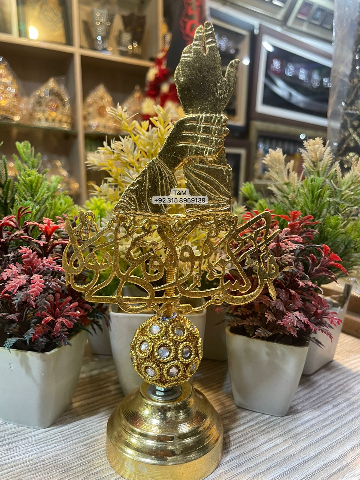 New Arrival Man kumto Mola Table Alam Stand High Quality | Marterial Metal Gold Polish