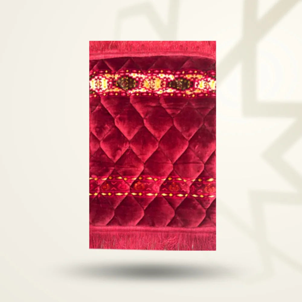 Kids Premium Soft Prayer Mat – Suede Velvet Janamaz (42x60 cm)