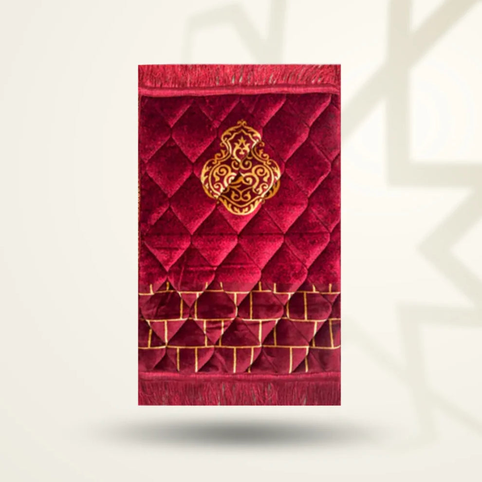 Kids Premium Soft Prayer Mat – Suede Velvet Janamaz (42x60 cm)
